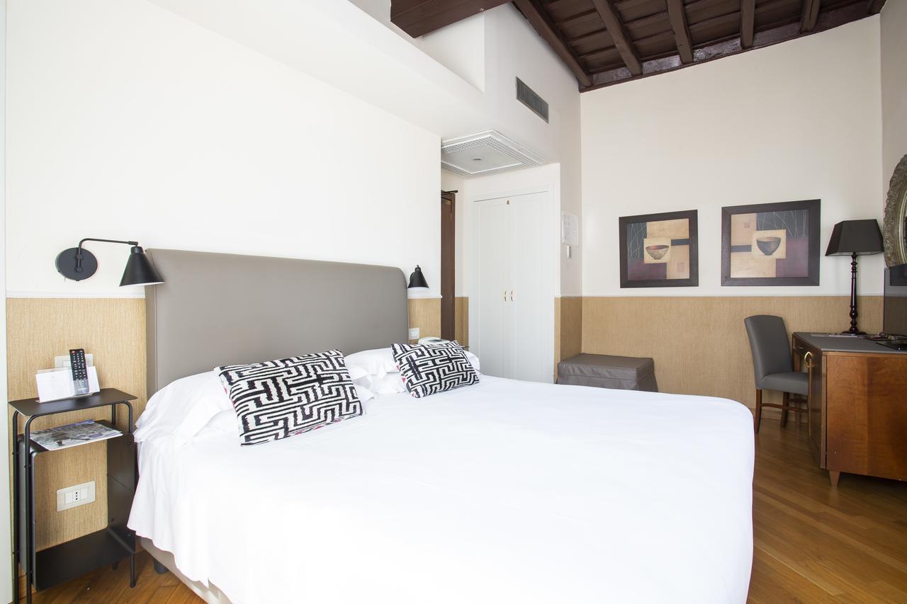 Adriano Hotel